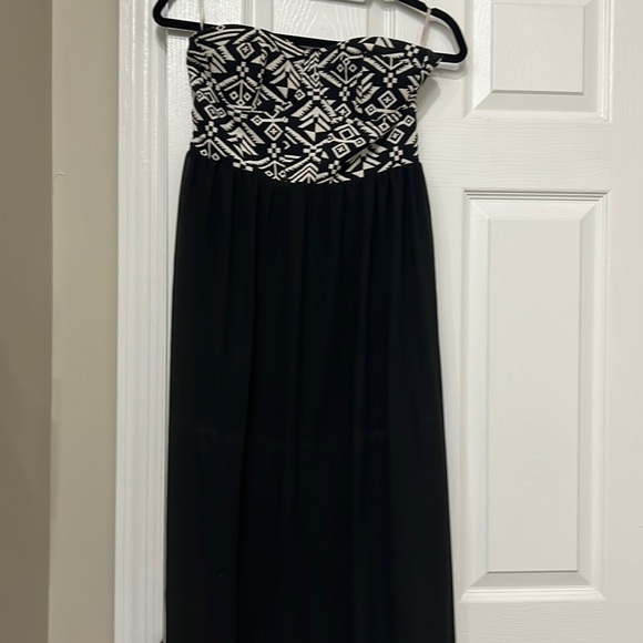 Black Tribal Maxi - Picture 1 of 2